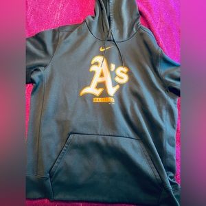 Oakland A's Nike Dri Fit Therma Hoodie. Men’s XXL